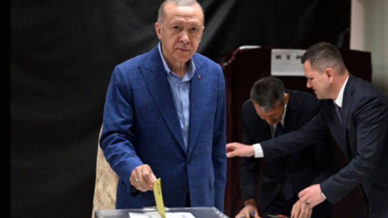 Sandıkların Kapanması Ardından Erdoğan'dan İlk Açıklama