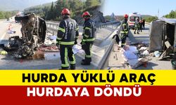 Denizli’de Bariyerlere Çarpan Otomobil Hurdaya Döndü: 2 Yaralı