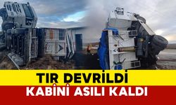 Çorum'da Devrilen Tırın Kabini Havada Asılı Kaldı