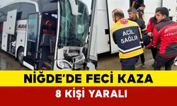 Niğde'de Yolcu Otobüsü Tıra Çarptı: 8 Yaralı