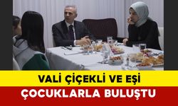 Vali Çiçekli ve Eşi, Devlet Korumasındaki Çocuklarla Buluştu