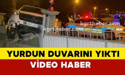 (VİDEO EKLENDİ) Karaman'da yeni yılın ilk kazası: aracıyla yurdun duvarını yıktı