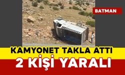 Korkutan kazada kamyonet takla attı: 2 yaralı