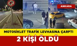 Motosiklet trafik levhasına çarptı: 2 ölü