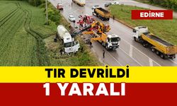 Treyler silobas tır devrildi: 1 yaralı