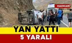 Araç yan yattı: 5 yaralı