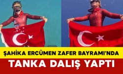 Şahika Ercümen Zafer Bayramı'nda Kaş'ta Tanka Dalış Yaptı