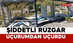 Şiddetli rüzgar konteyneri uçurumdan uçurdu