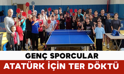 Genç Sporcular Atatürk İçin Ter Döktü