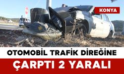 Otomobil Trafik Direğine Çarptı: 2 Yaralı