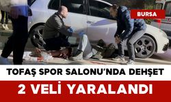 Tofaş Spor Salonu’nda Bıçaklı Kavga: 2 Veli Yaralandı