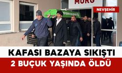 Kafası bazaya sıkıştı: 2 buçuk yaşındaki Amine öldü