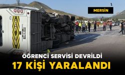 Rus öğrencileri taşıyan servis devrildi: 17 yaralı