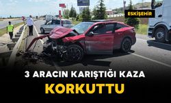 3 aracın karıştığı kaza korkuttu