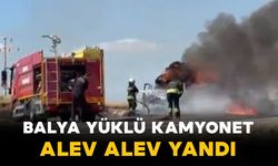 Balya yüklü kamyonette yangın