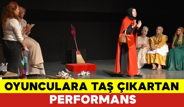 Dr. Sadık Ahmet İlkokulunun Velilerinden Değme Oyunculara Taş Çıkartan Sahne Performansı