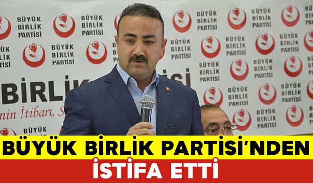 İstifa Etti