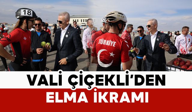 Vali Çiçekli Sporculara Elma İkram Etti