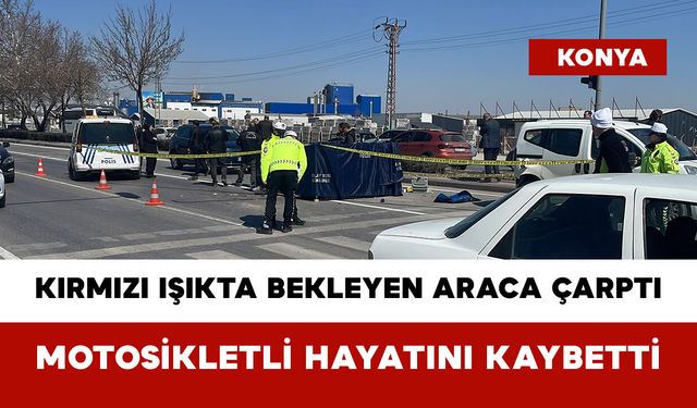 Kırmızı Işıkta Bekleyen Araca Çarptı: Motosikletli Hayatını Kaybetti