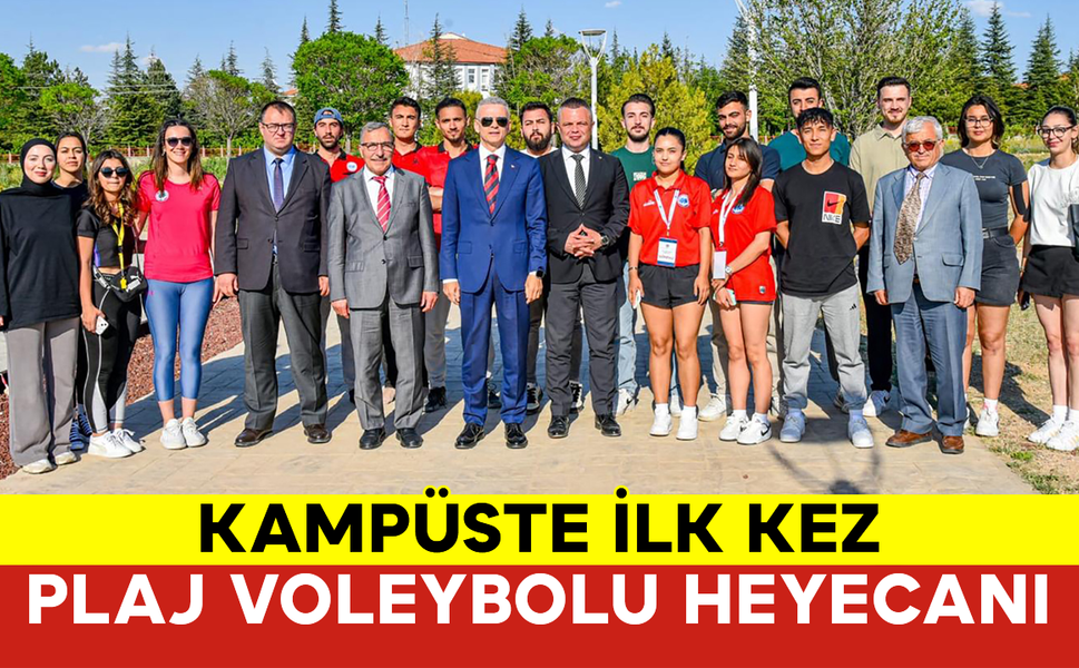 Kampüste İlk Kez Plaj Voleybolu Heyecanı