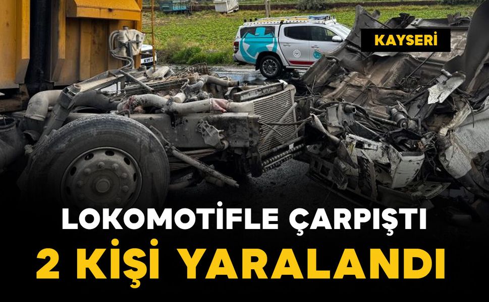 Lokomotifle çarpıştı: 2 yaralı