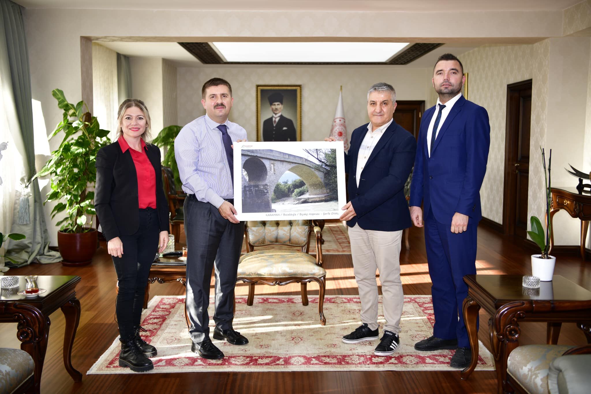 cumhuriyet-halk-partisinden-vali-huseyin-engin-sariibrahime-ziyaret (1)