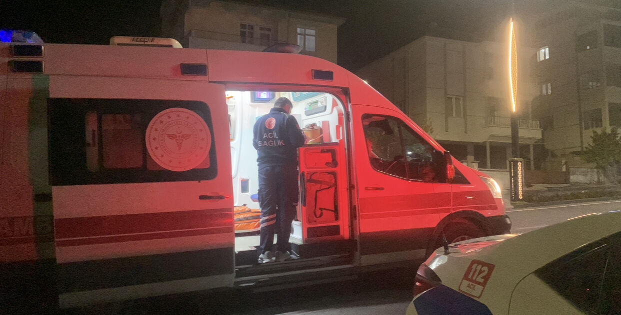 Karamanda motosiklet ile otomobil çarpıştı bir yaralı3