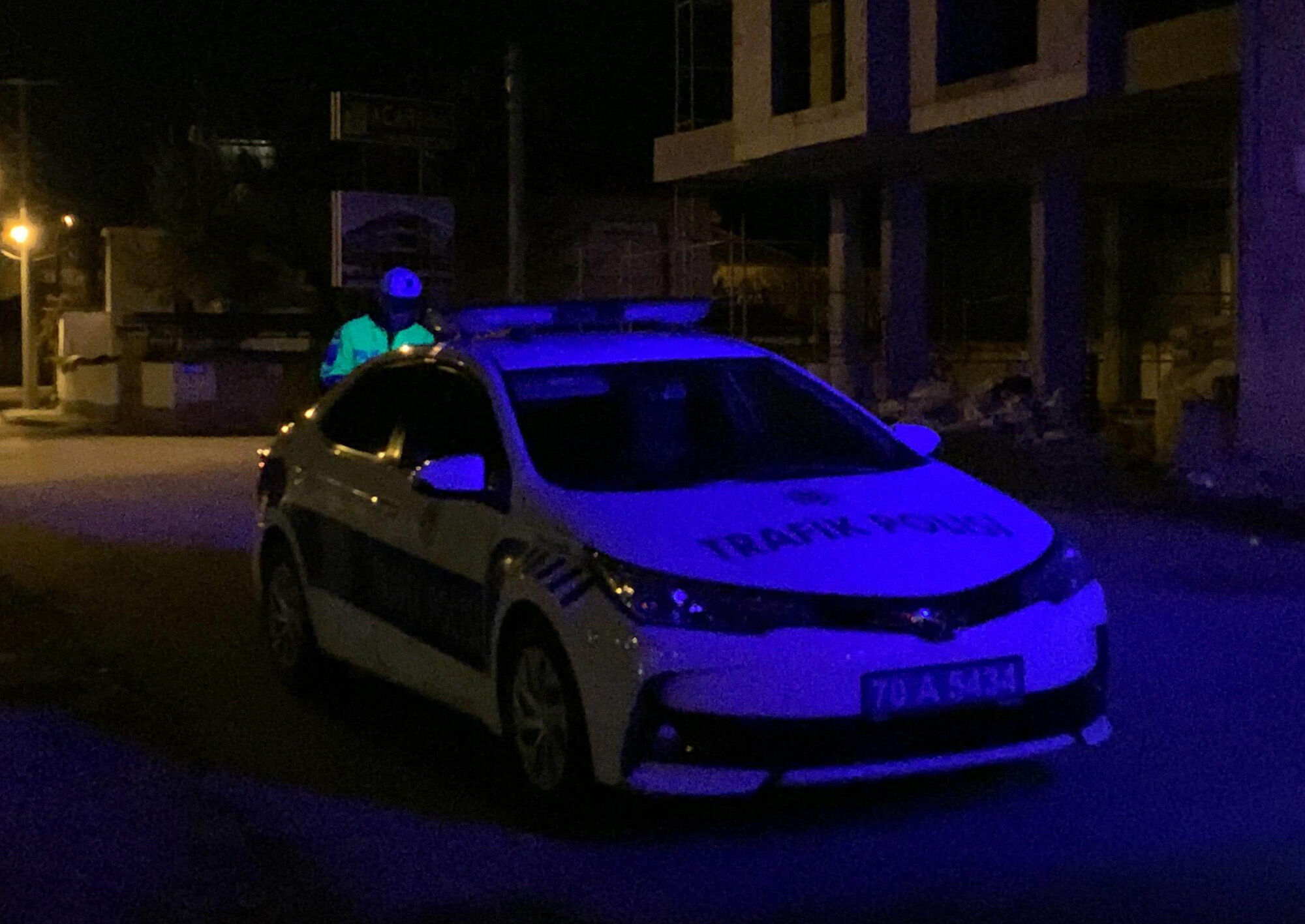 Kalenin Arkasinda Carpistilar2