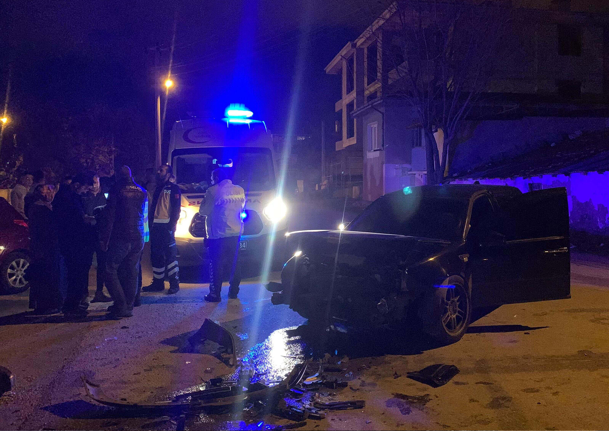 Kalenin Arkasinda Carpistilar5