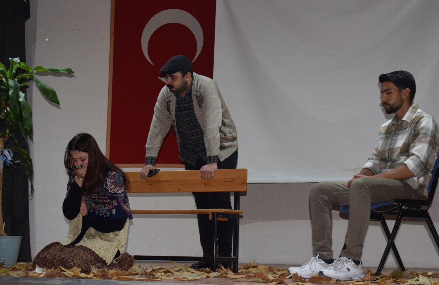 Karamanda Perdeler Sma Hastasi Gunes Bebek Icin Acildi4