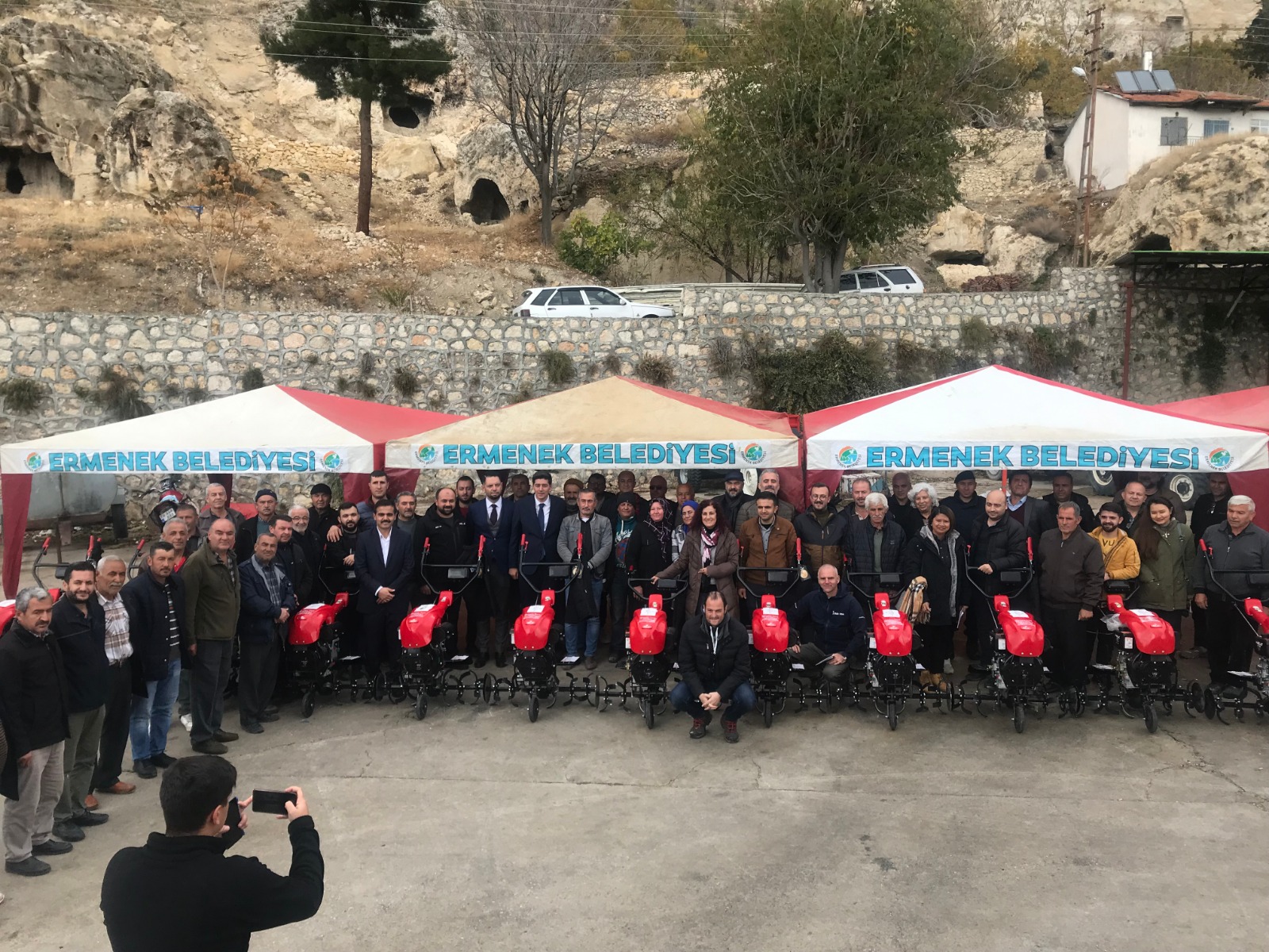 Ureticilere Ekipmanlari Teslim Edildi (2)