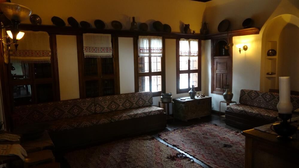 Darısı Kavas Evi Başına1