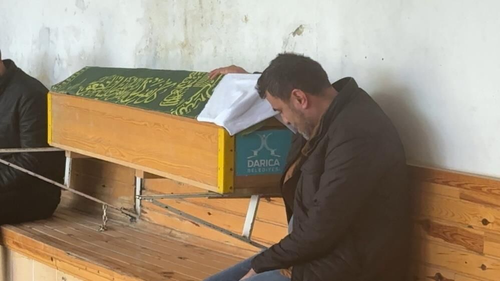Is Makinesi Altinda Kalmisti Kahreden Kazadan Yeni Goruntuler Ortaya Cikti3