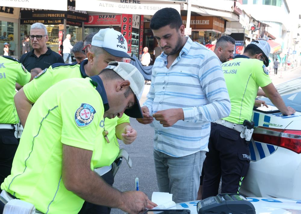 Ceza Yedi O Da Diger Suruculeri Sikayet Etti2