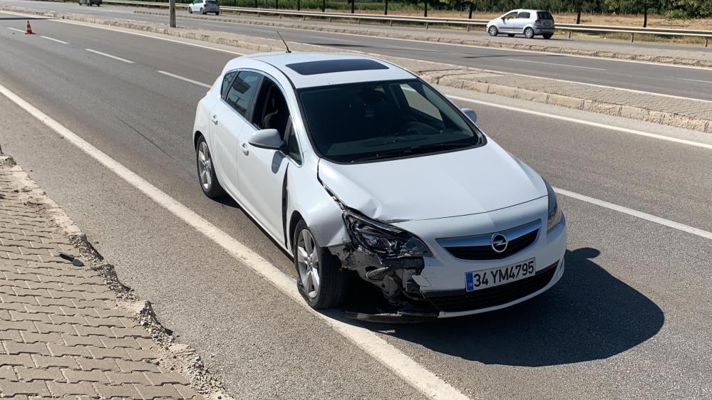 Trafik Levhasina Carpti 50 Metre Savruldu2