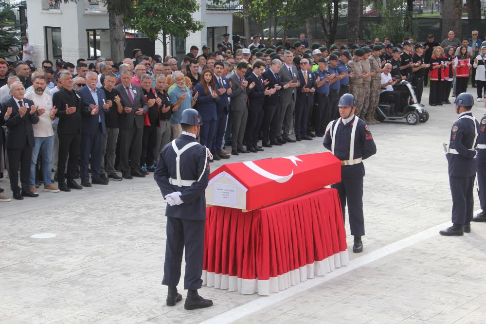 Motosikletin Carpmasi Sonucu Sehit Olan Astsubay Memleketine Gonderildi2