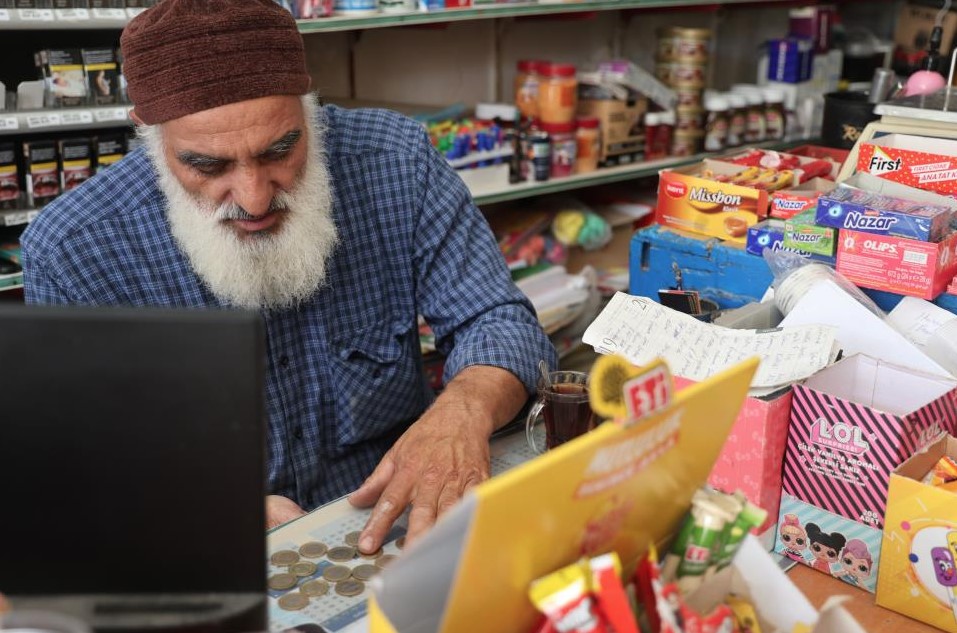 59 Yasindaki Adam Hesap Makinesi Gibi Hesapliyor3