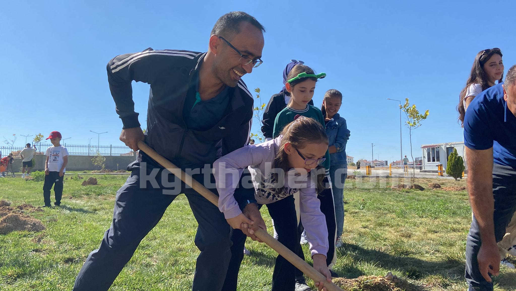 Kmude 70 Cinar Fidani Toprakla Bulustu10