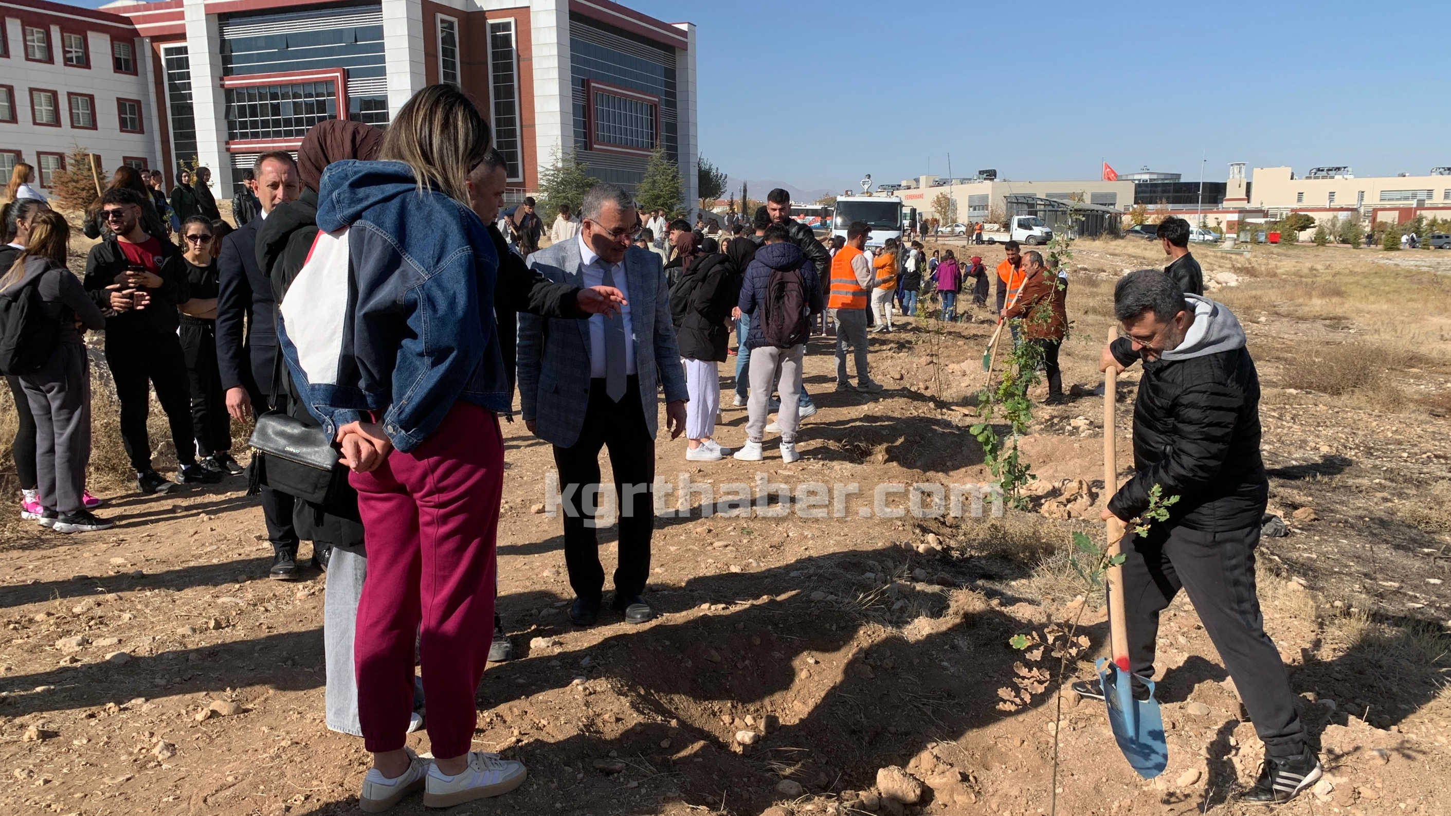 Kmude Cumhuriyetin 101 Yilina Ozel 101 Mese Toprakla Bulustu6