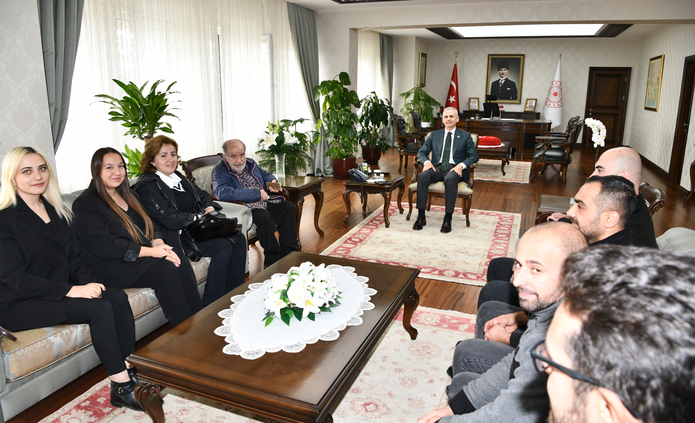 Makamlar Gelir Gecer Onemli Olan Geride Hos Bir Seda Birakmaktir (8)-1