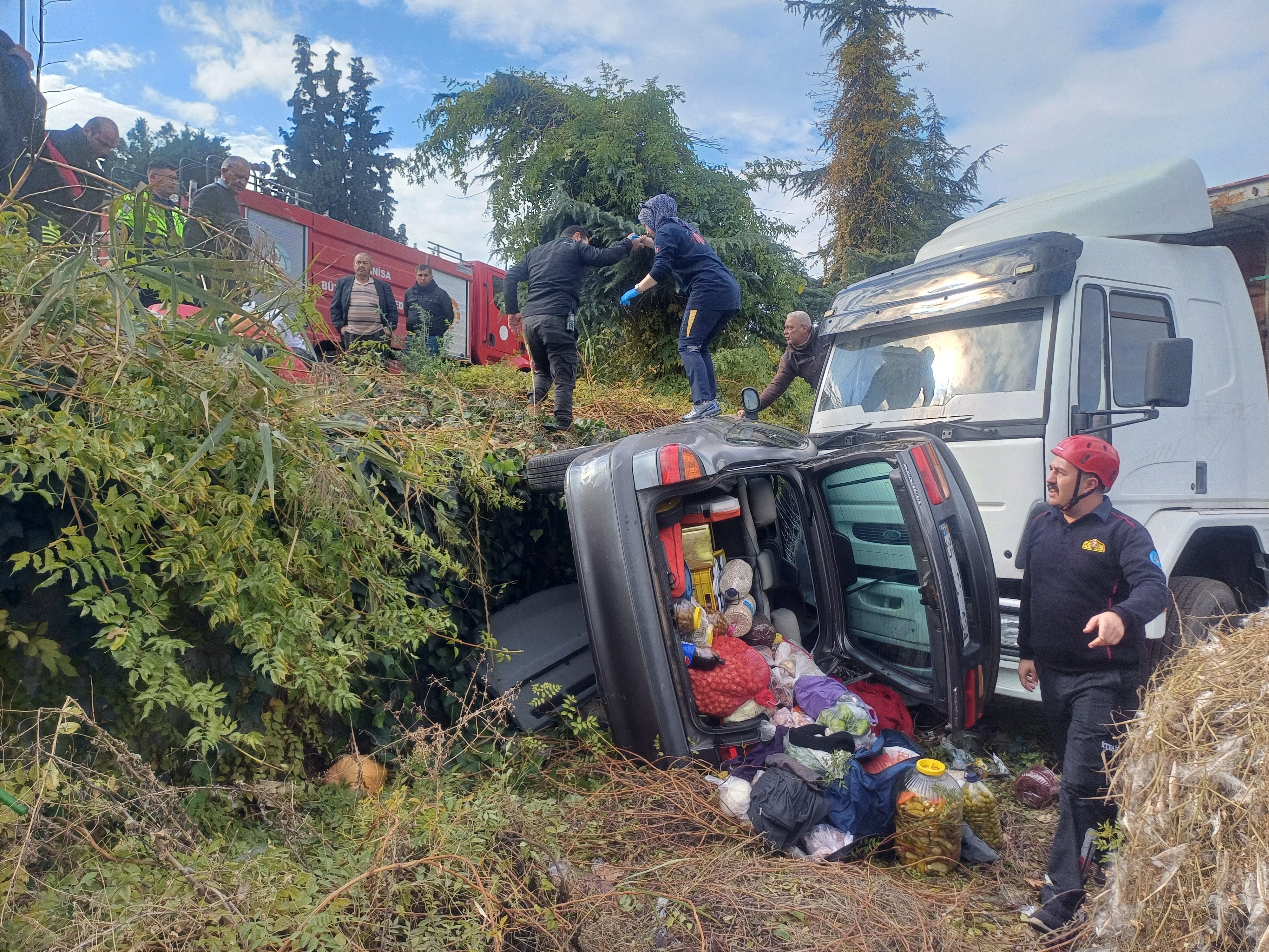 Manisada Yurekleri Agza Getiren Kaza 1 Yarali (3)