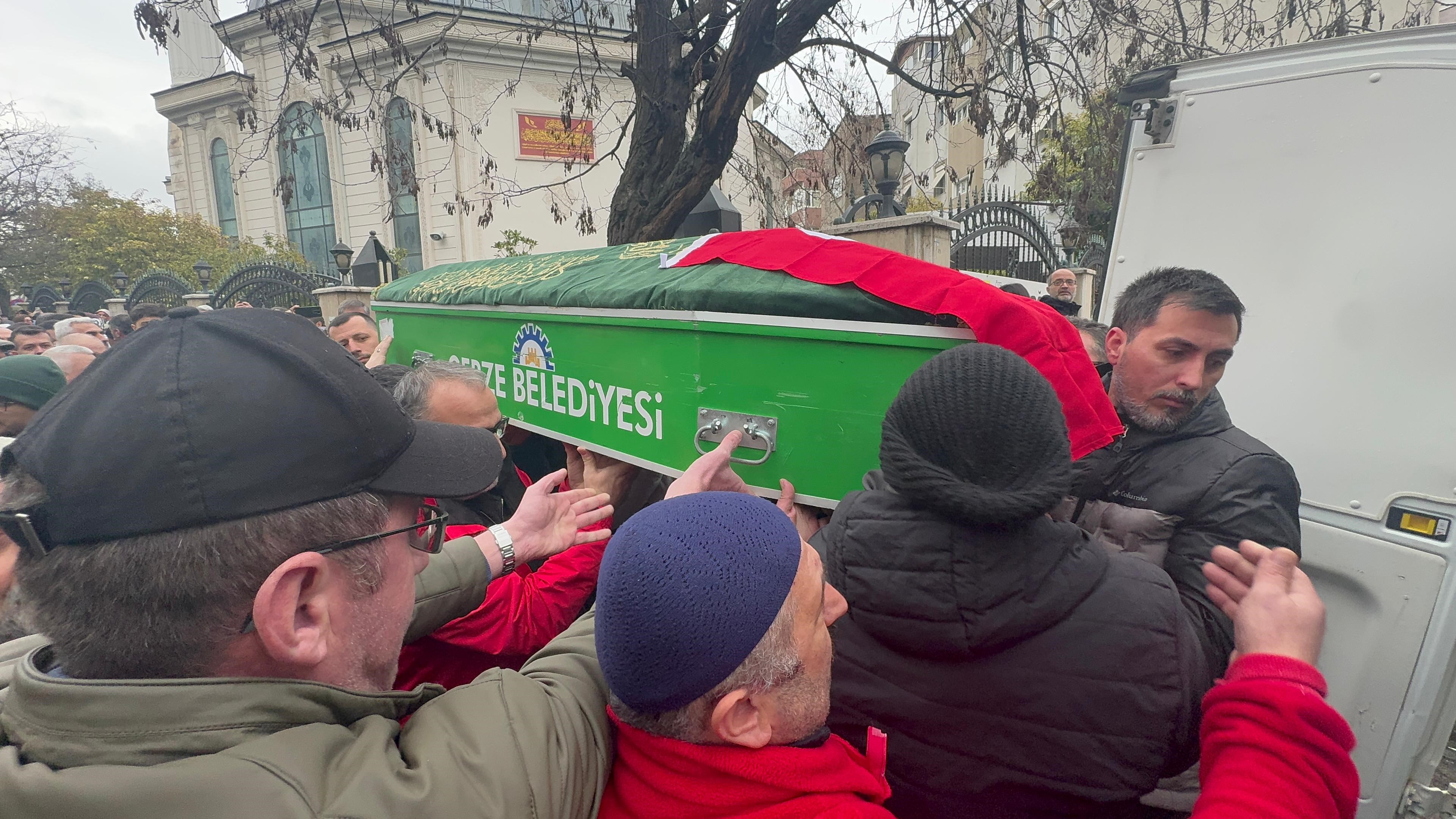 Cig Altinda Kalan Milli Judocunun Ikizi Tabutun Yanindan Bir An Olsun Ayrilmadi (3)