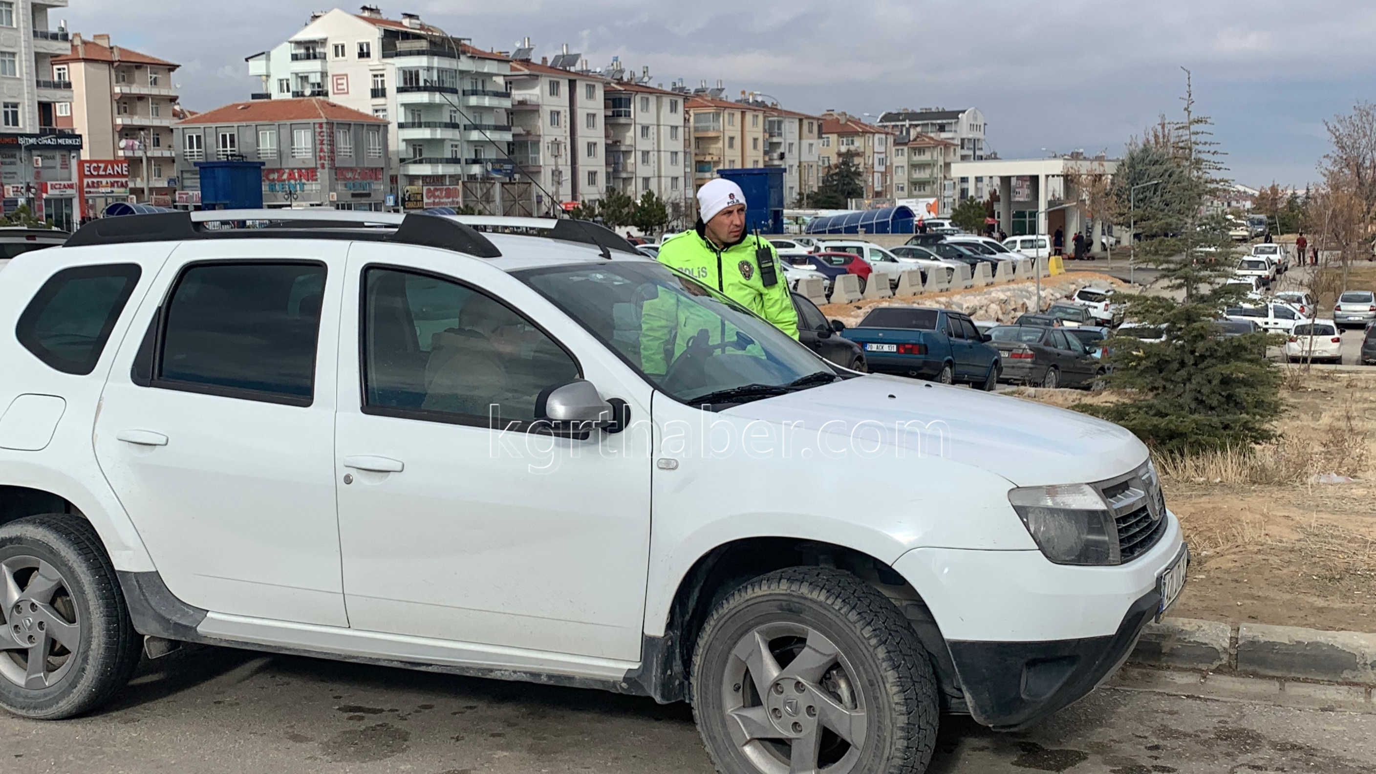 Karamanda Hastanede Hatali Park Yapan Yandi Toplamda 13 Araca 9 Bin Liraya Yakin Ceza Yazildi6