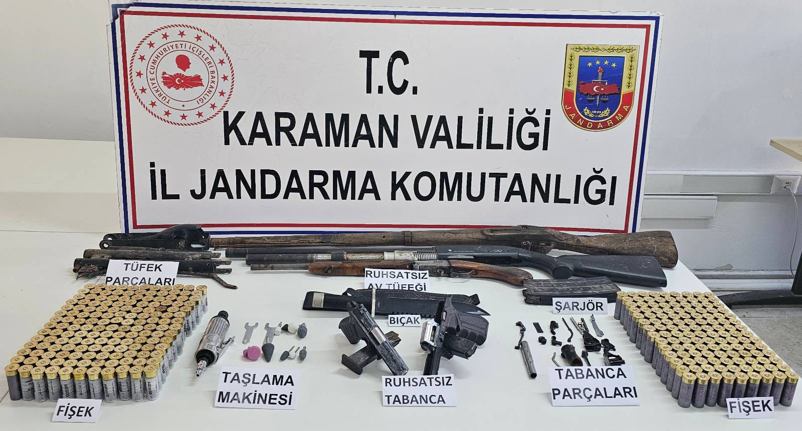 Karamanda Jandarma Tarafindan 16 Supheli Yakalandi 6 Kisi Tutuklandi (6)