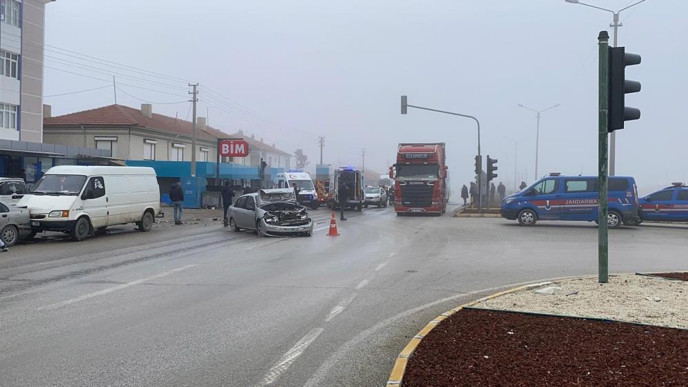 Konya Kuluda Yogun Sis Ve Buzlanma Zincirleme Kazaya Neden Oldu 5 Yarali2