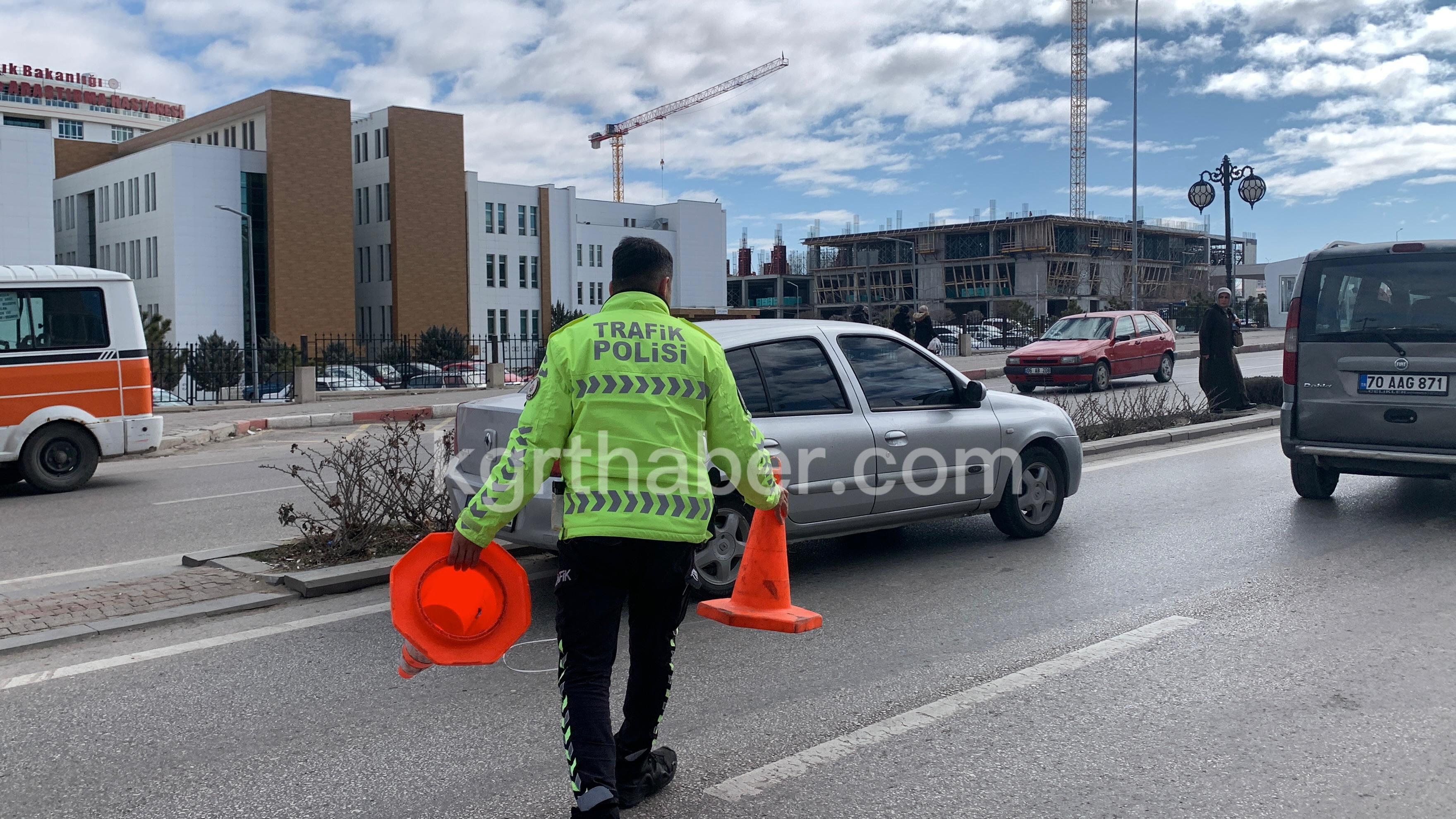 Karaman’da otomobilin çarptığı 9 yaşındaki çocuk yaralandı-1