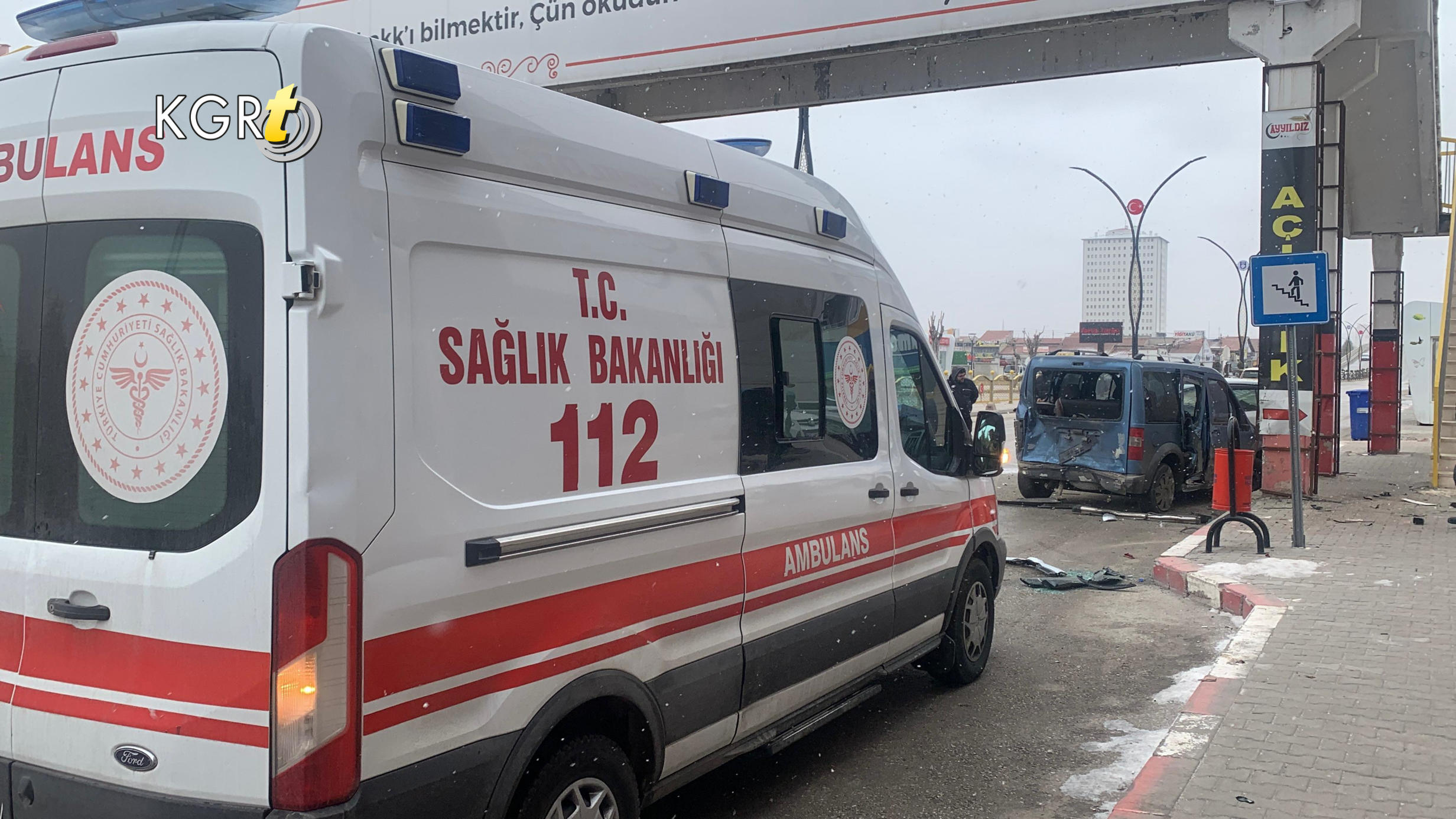 Karamanda Gizli Buzlanma Kazaya Yol Acti 1 Yarali10