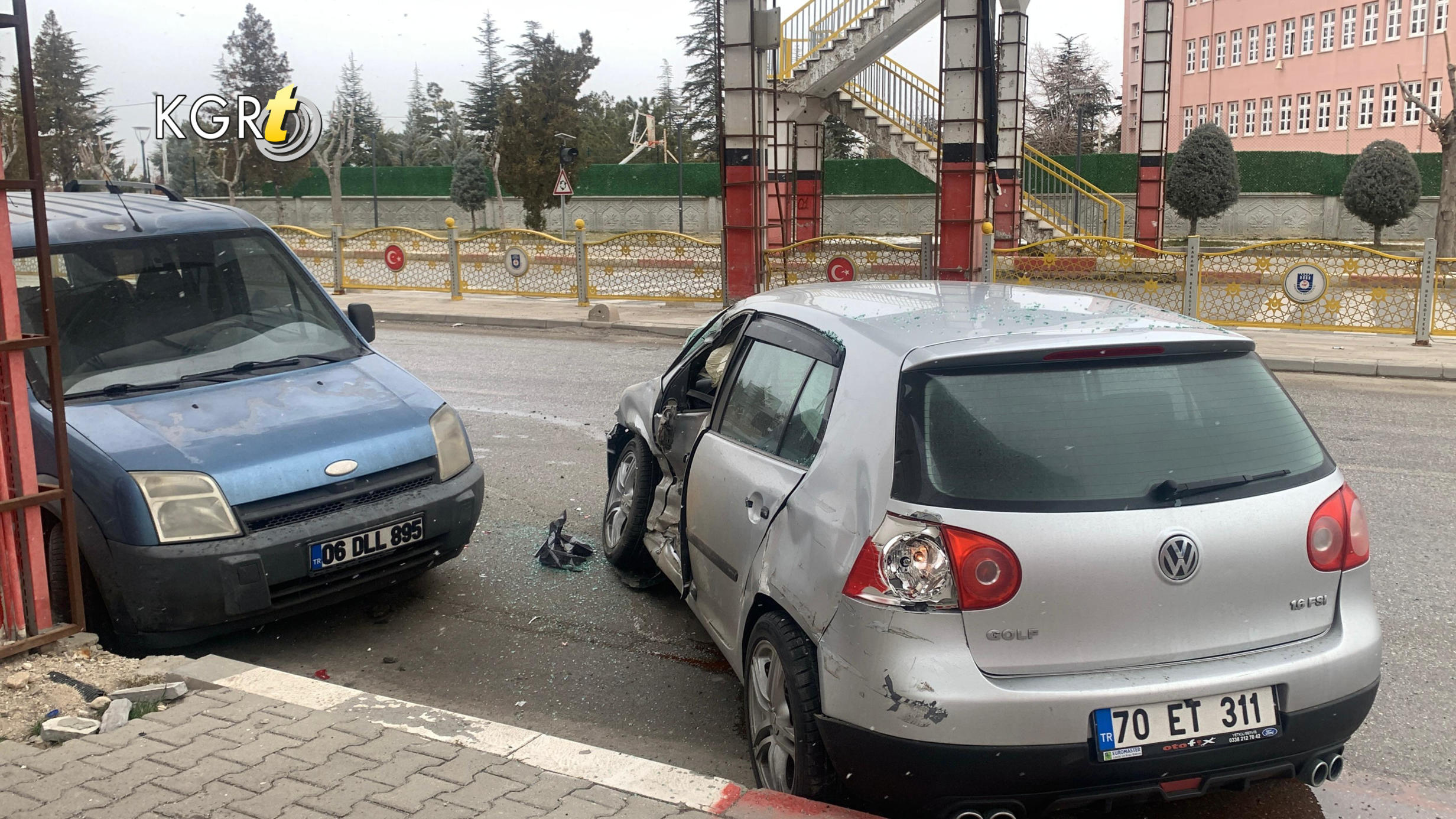 Karamanda Gizli Buzlanma Kazaya Yol Acti 1 Yarali2