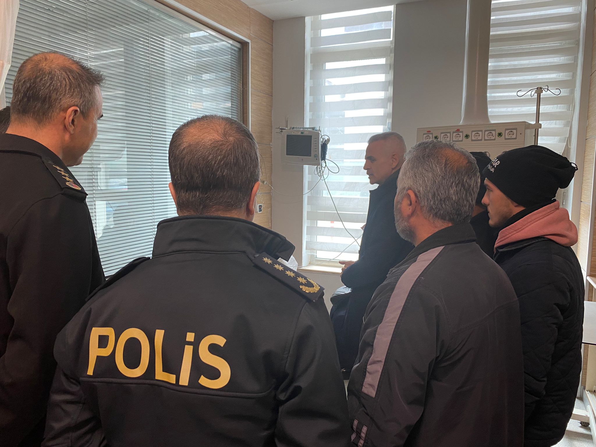 Karamanda Is Yerinde Zehirlenen Vatandaslari Ziyaret Ettiler1