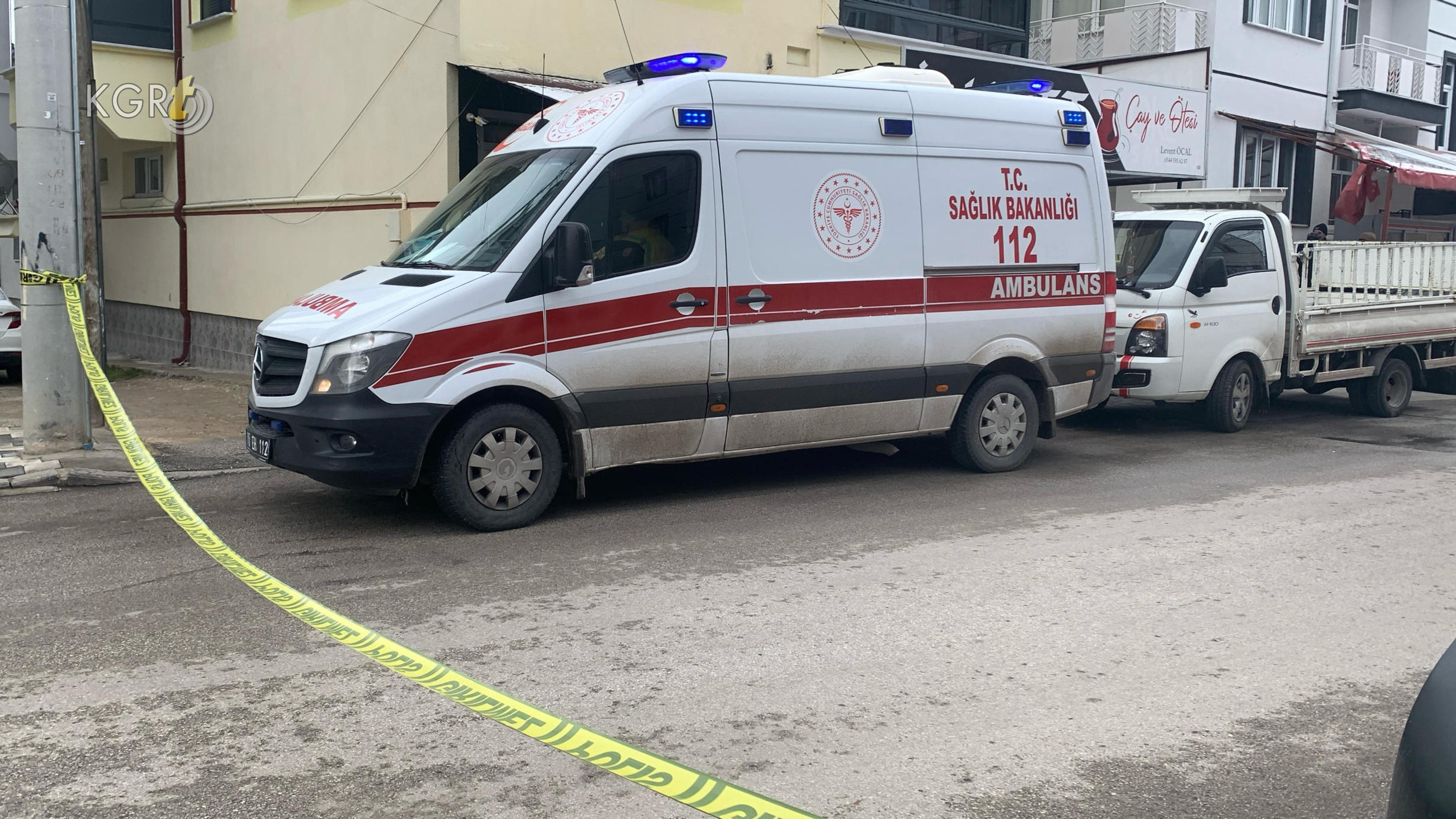 Karamanda Kiraathanede Rahatsizlanan Genc Adam Oldu12